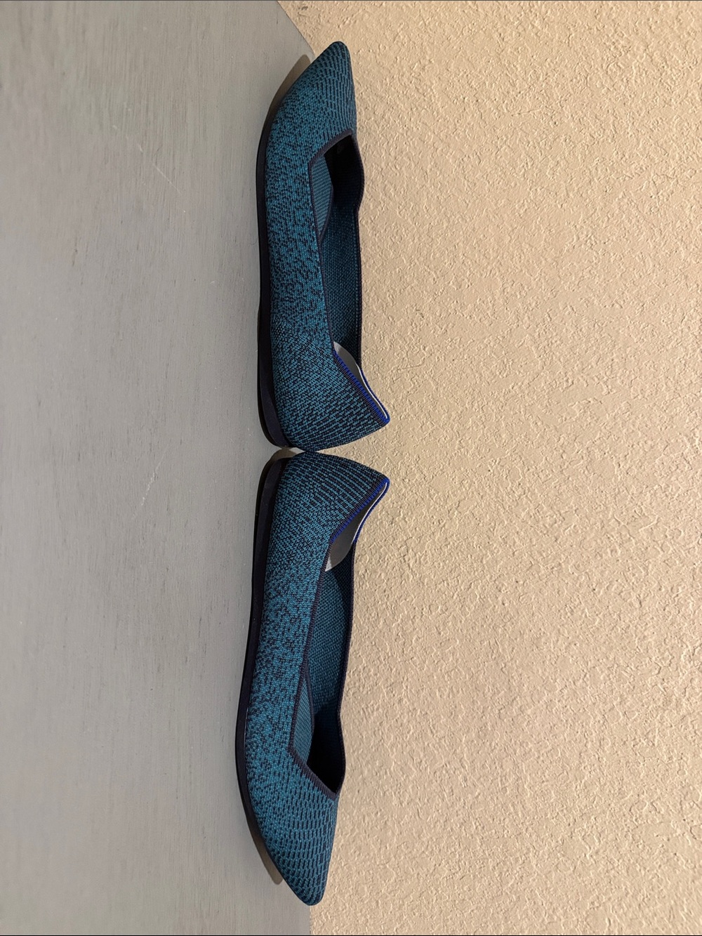 Rothys spruce python points size 8 - Picture 4 of 4